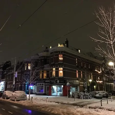 아파트 The Old Dike